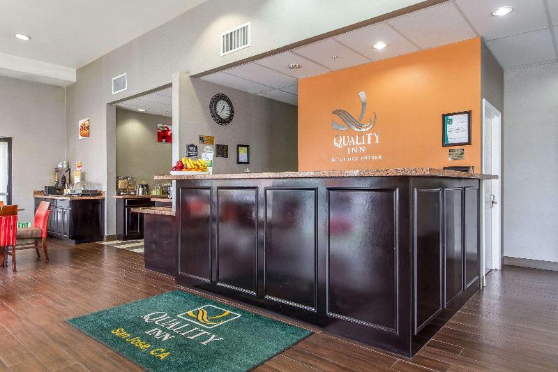 هتل Quality Inn