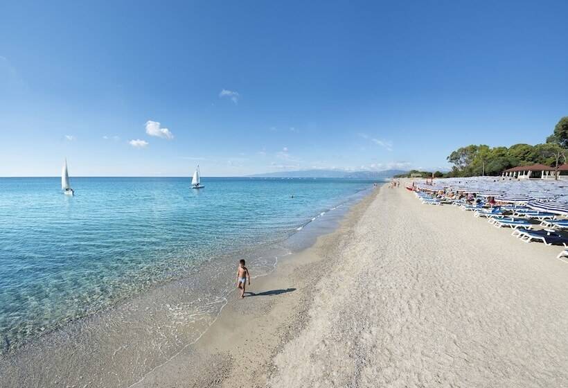호텔 Voi  Floriana Resort
