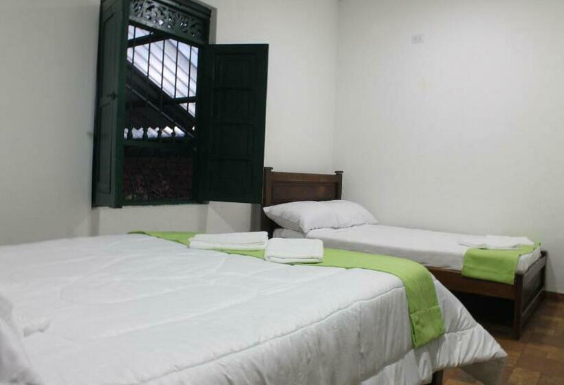 هتل El Remanso De La Villa