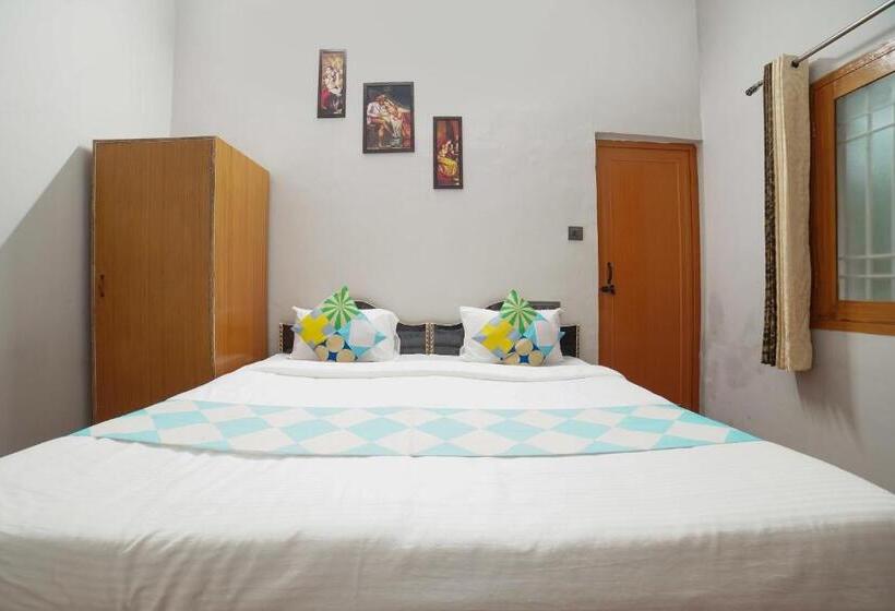 פנסיון Oyo Home 71857 Gautam Villa