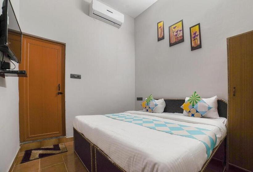 פנסיון Oyo Home 71857 Gautam Villa