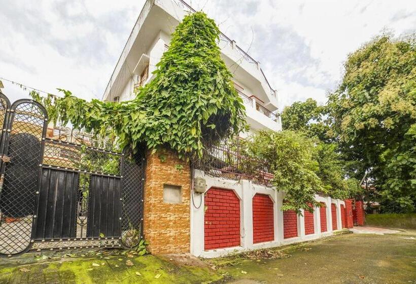 פנסיון Oyo Home 71857 Gautam Villa