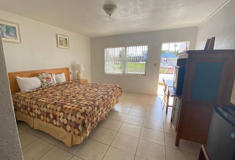 Slumberland Motel