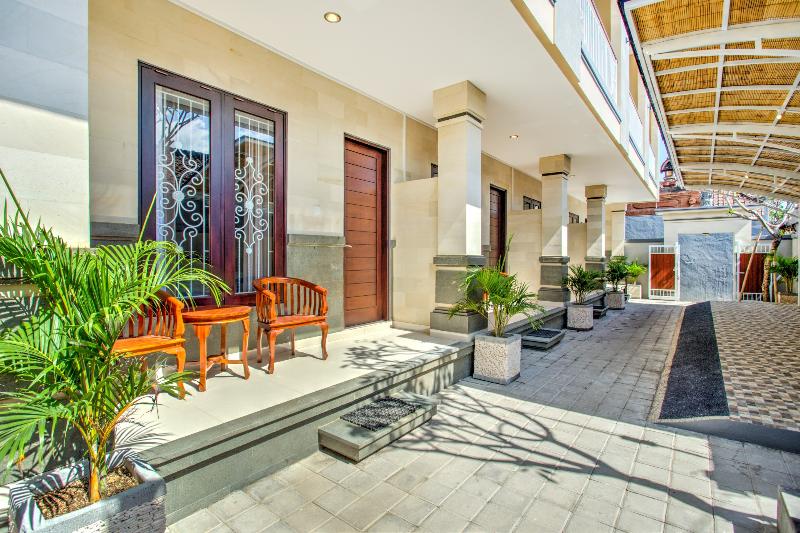 酒店 Oyo 3897 Fajar Guest House