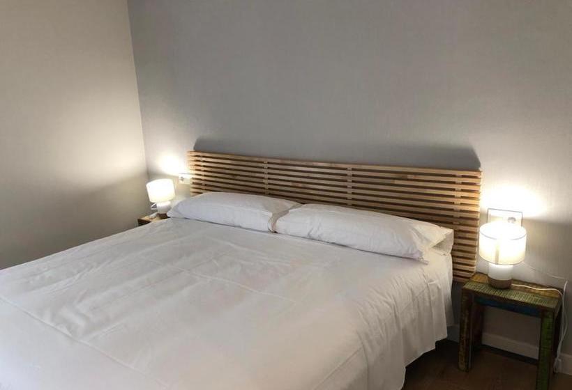 펜션 Hostal Rural Aritzalko