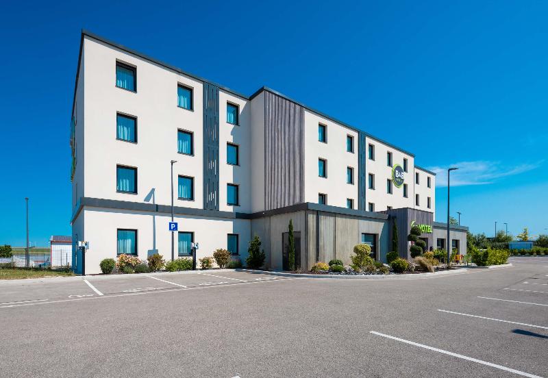 B&b Hotel Troyes Magasins D Usine