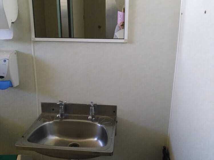 فندق Irish Club Accommodation