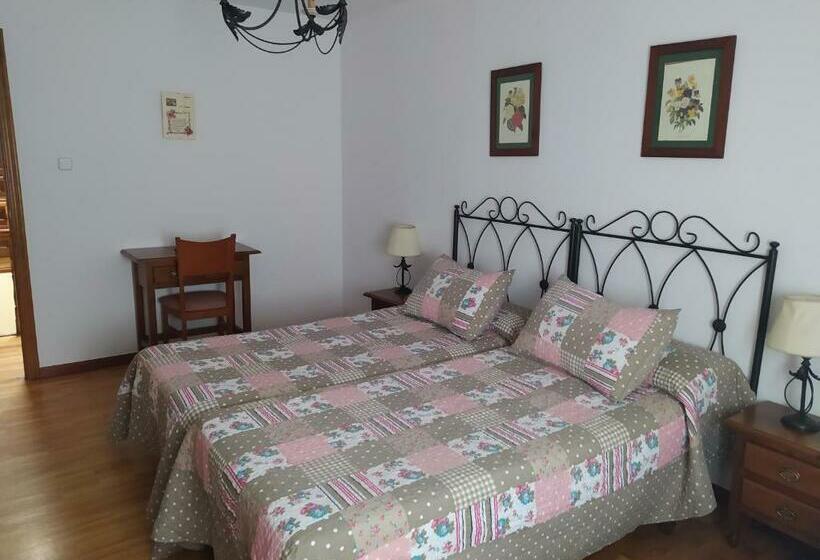 膳宿费 Hostal Urbión