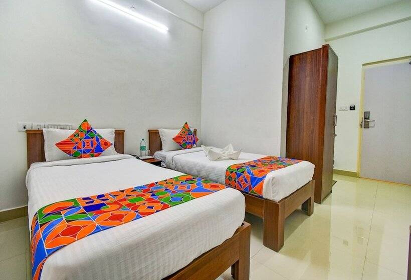 هتل Fabexpress Pas Residency   Nr Marina Beach & Mahatma Gandhi Monument