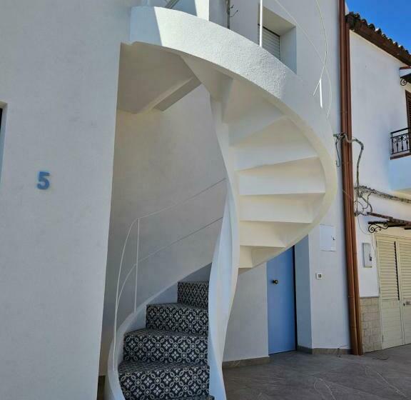 تختخواب و صبحانه Antico Borgo Dei Templi