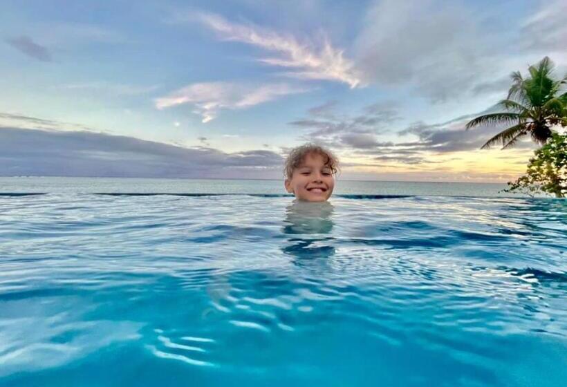 استراحتگاه Maui Palms