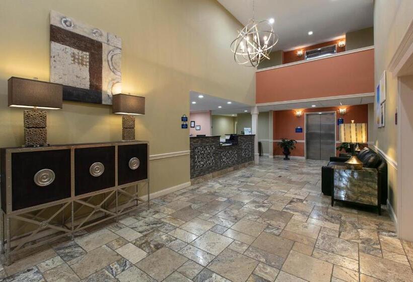 בית מלון כפרי Days Inn & Suites By Wyndham Florence/jackson Area