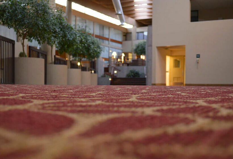 Clarion Hotel Muscatine