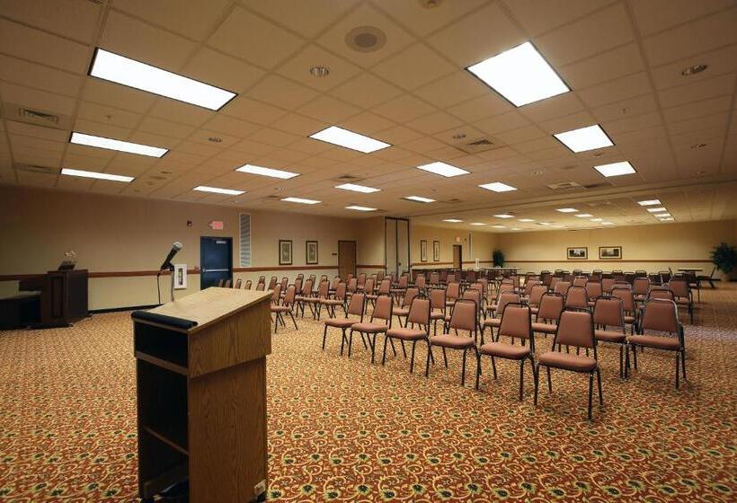 Boarders Inn & Suites By Cobblestone Hotels   Shawano