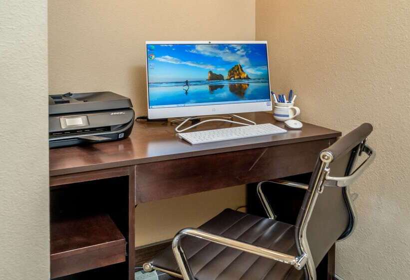 酒店 Comfort Inn & Suites