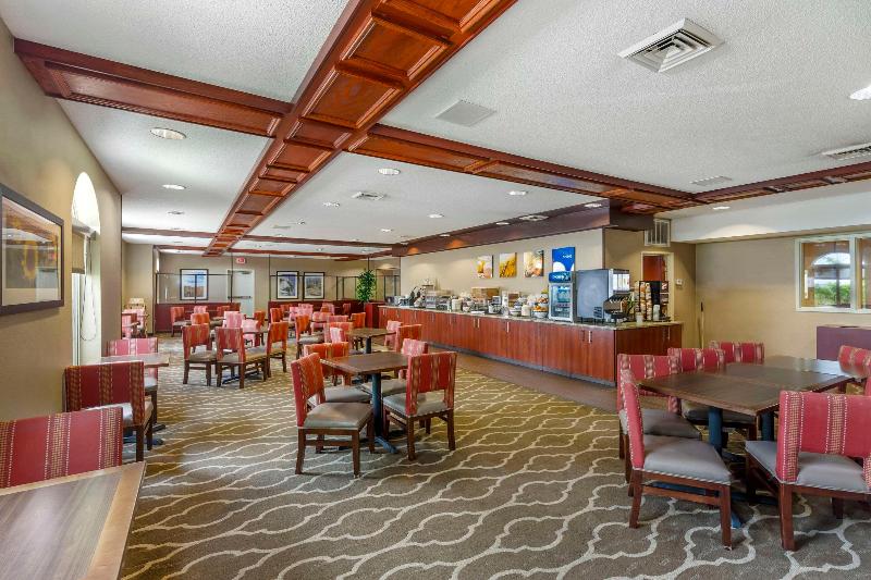 هتل Comfort Inn & Suites
