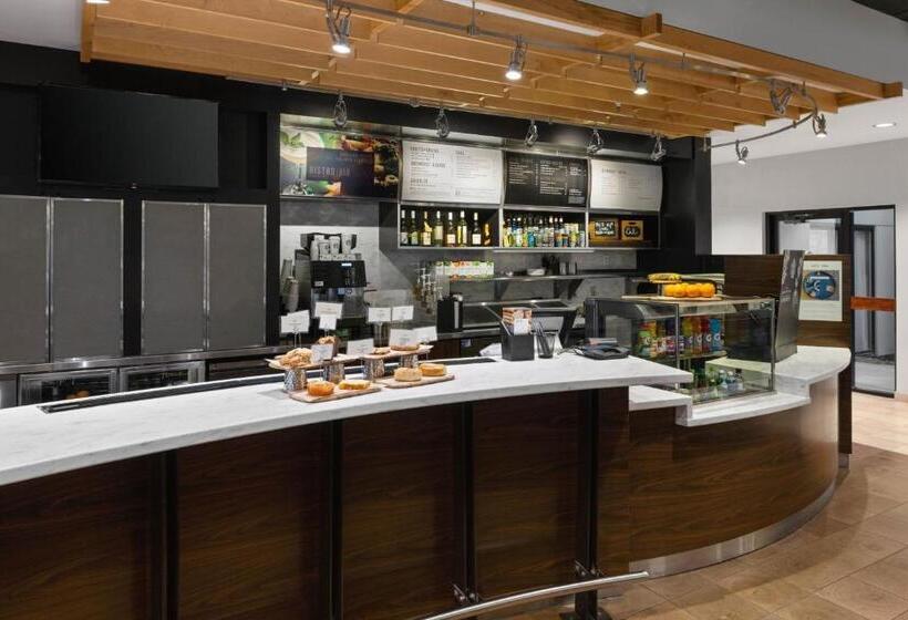 בית מלון כפרי Courtyard Boise Downtown