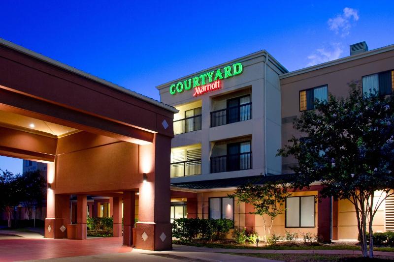 هتل Courtyard By Marriott Bryan College Station