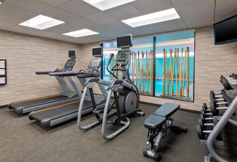 هتل Courtyard Asheville