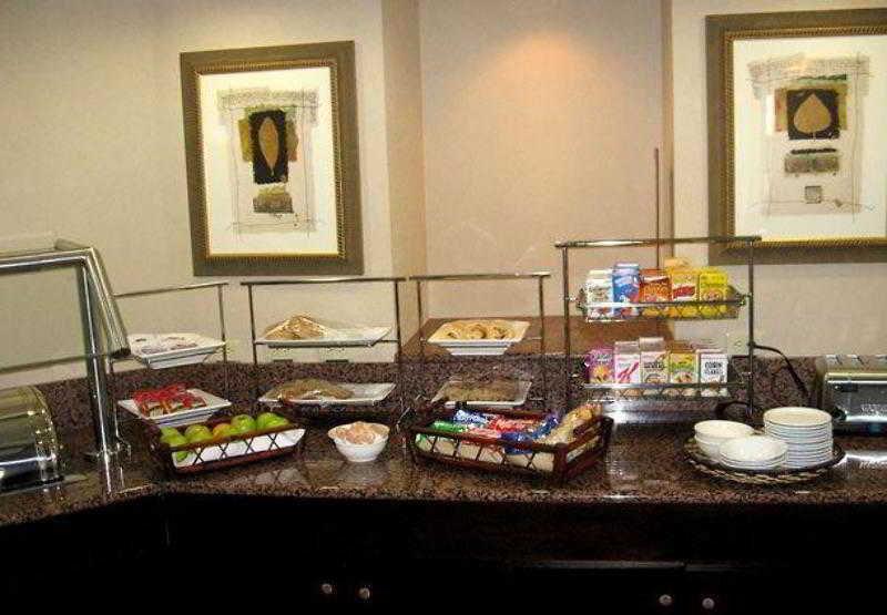 فندق Courtyard by Marriott Atlanta Six Flags