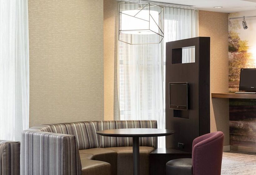 هتل Courtyard By Marriott Charlottesville   University Medical Center