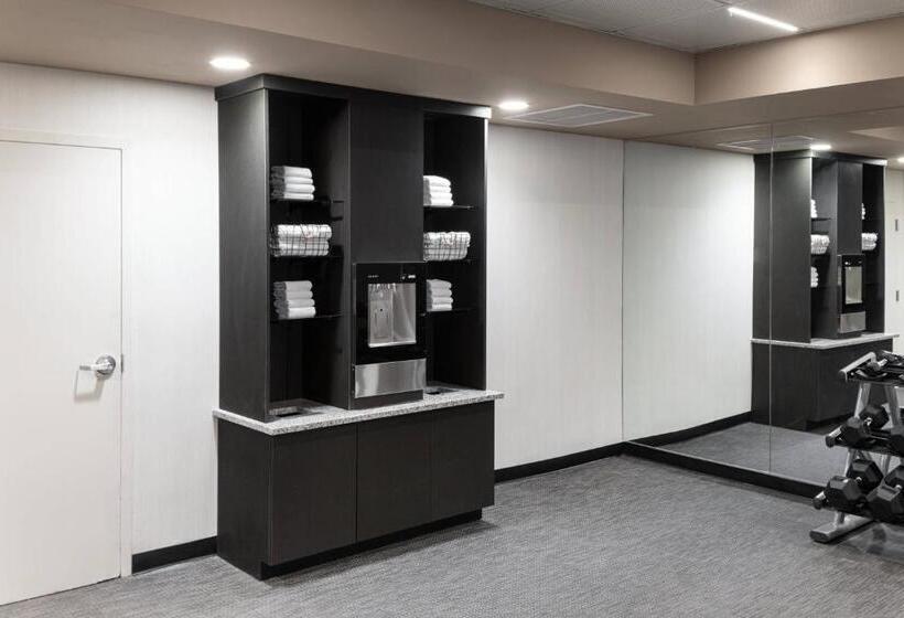 هتل Courtyard By Marriott Charlottesville   University Medical Center