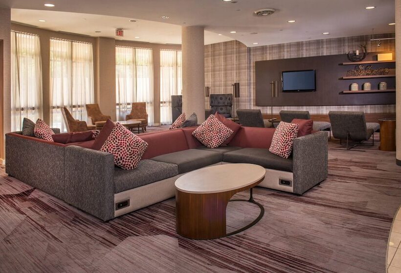 Отель Courtyard Fort Meade Bwi Business District
