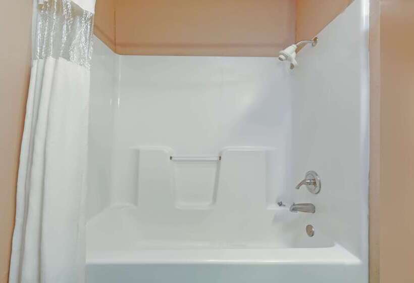 호텔 Days Inn By Wyndham Granbury