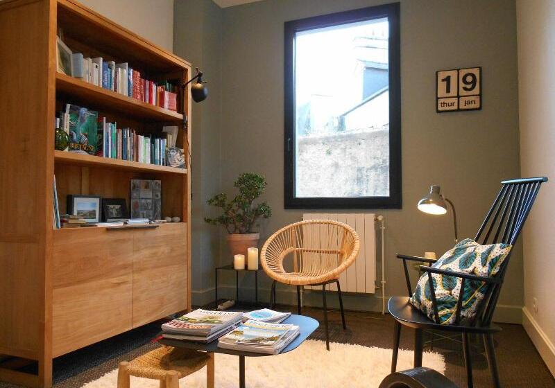 Отель De France