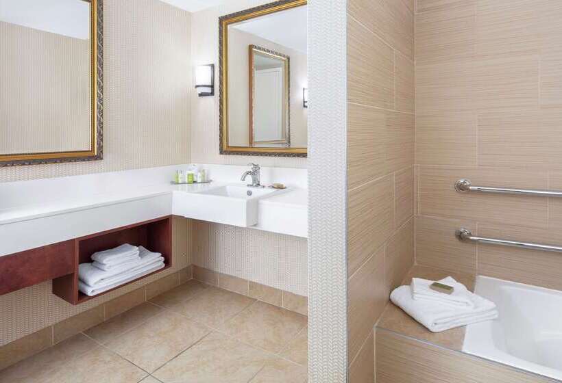 בית מלון כפרי Doubletree By Hilton  Sunrise  Sawgrass Mills
