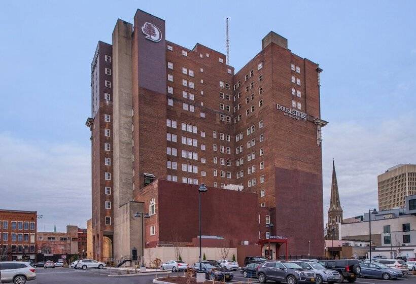 فندق Doubletree By Hilton Utica