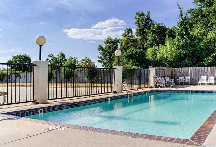 فندق Econo Lodge By Choice Greenville