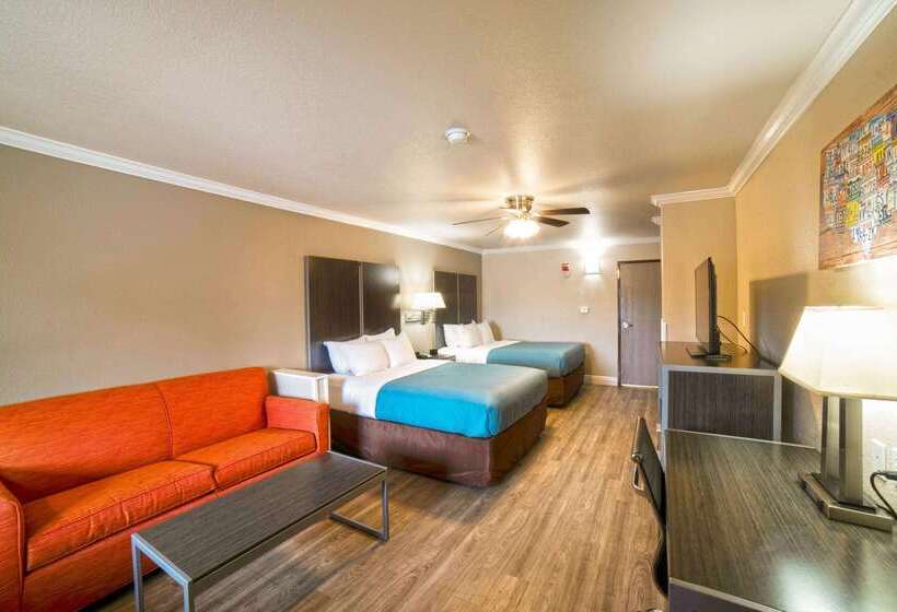 هتل Econo Lodge Inn & Suites Corpus Christi