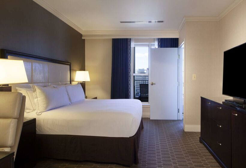 هتل Hilton Alexandria Old Town