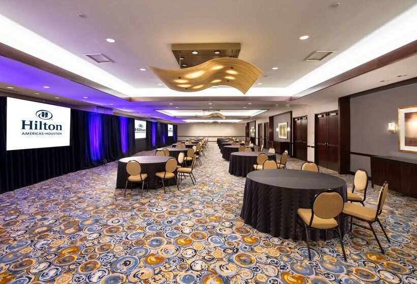 هتل Hilton Americashouston