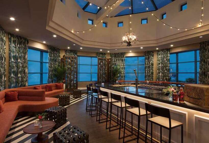 בית מלון כפרי Hilton Daytona Beach Oceanfront Resort