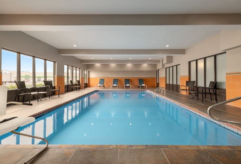 فندق Holiday Inn Express & Suites Opelousas, An Ihg