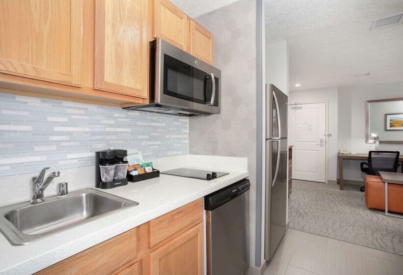 هتل Homewood Suites By Hilton Albuquerquejournal Center