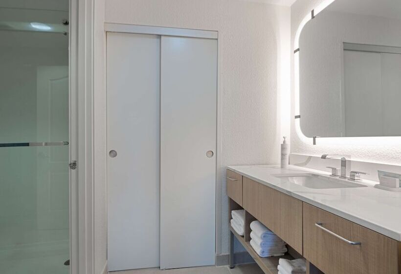 هتل Homewood Suites By Hilton Columbia