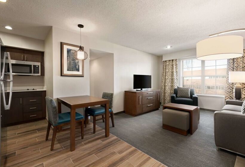בית מלון כפרי Homewood Suites By Hilton Greensboro