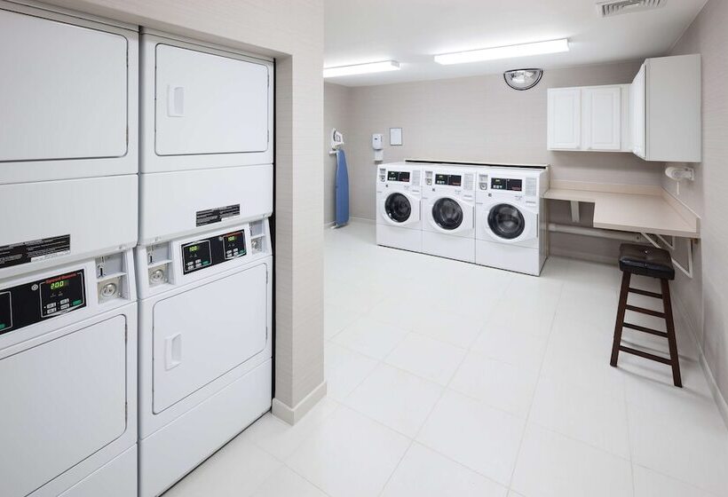 فندق Homewood Suites By Hilton Mahwah