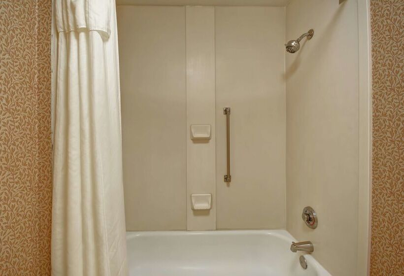 בית מלון כפרי Homewood Suites By Hilton Richmondchester