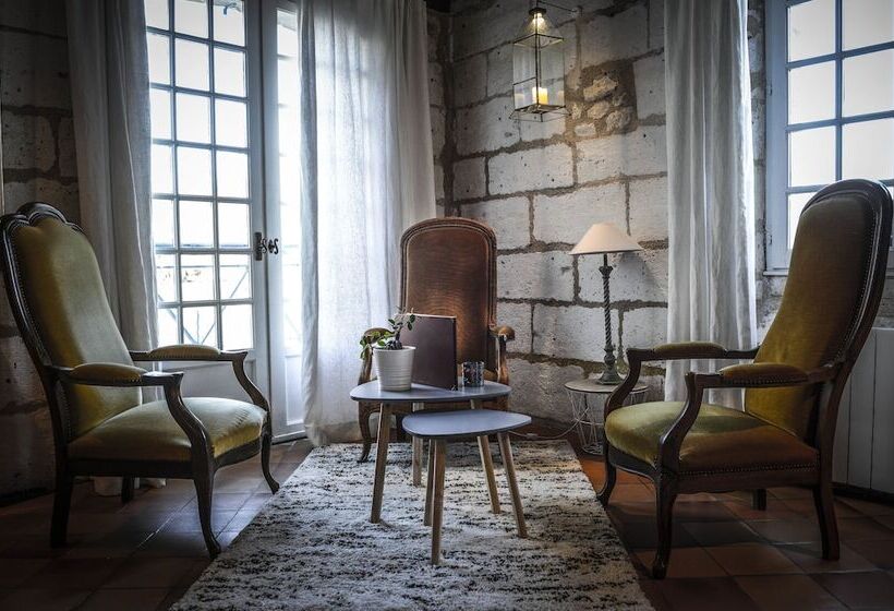 ホテル Hostellerie Les Griffons