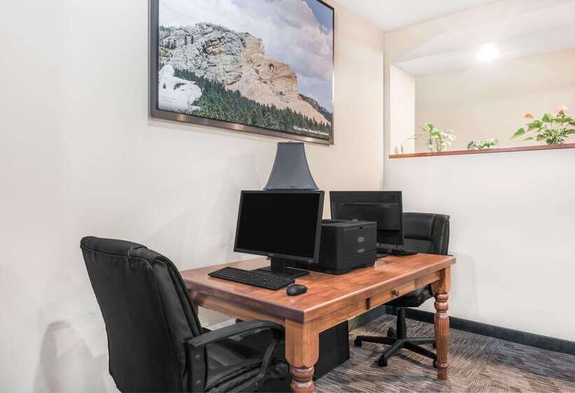 בית מלון כפרי Elevation Inn & Suites, Trademark Collection By Wyndham