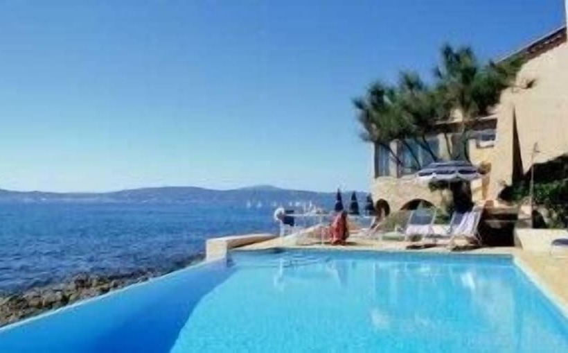 בית מלון כפרי La Belle Aurore