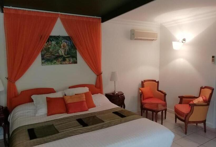 ホテル La Cognette A 25 Kilomètres De Châteauroux Et 30 Kilomètres De Bourges