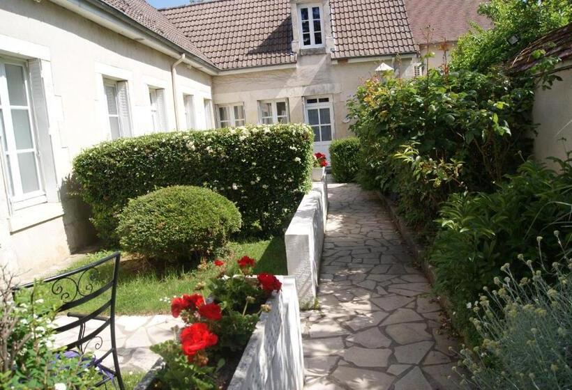 ホテル La Cognette A 25 Kilomètres De Châteauroux Et 30 Kilomètres De Bourges