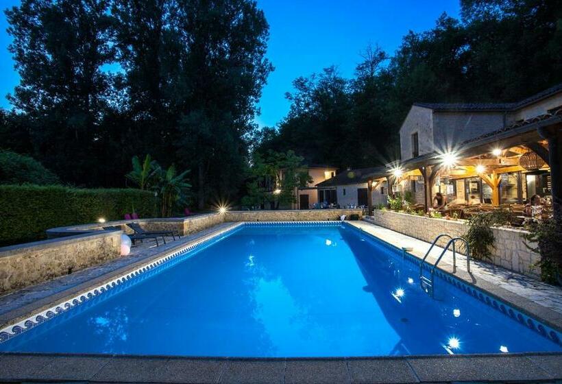 בית מלון כפרי Hôtel Le Relais Du Touron