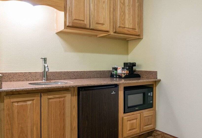 酒店 Quality Inn Jacksonville Near I72