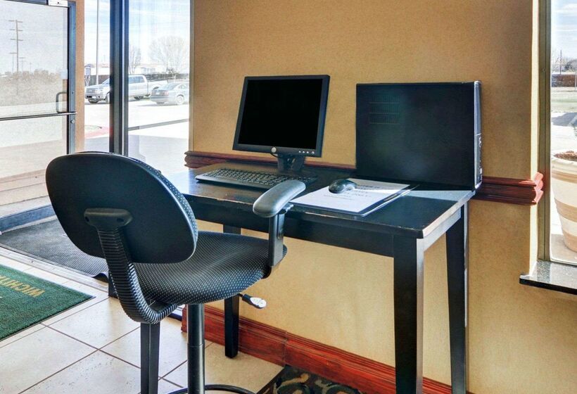 בית מלון כפרי Quality Inn & Suites Wichita Falls I 44